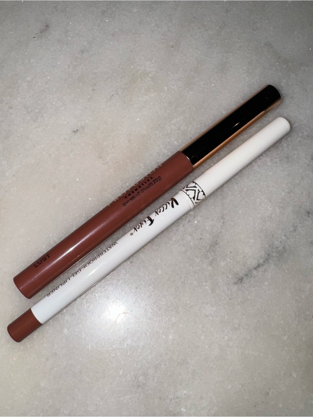 Retractable lip liners - set of 2